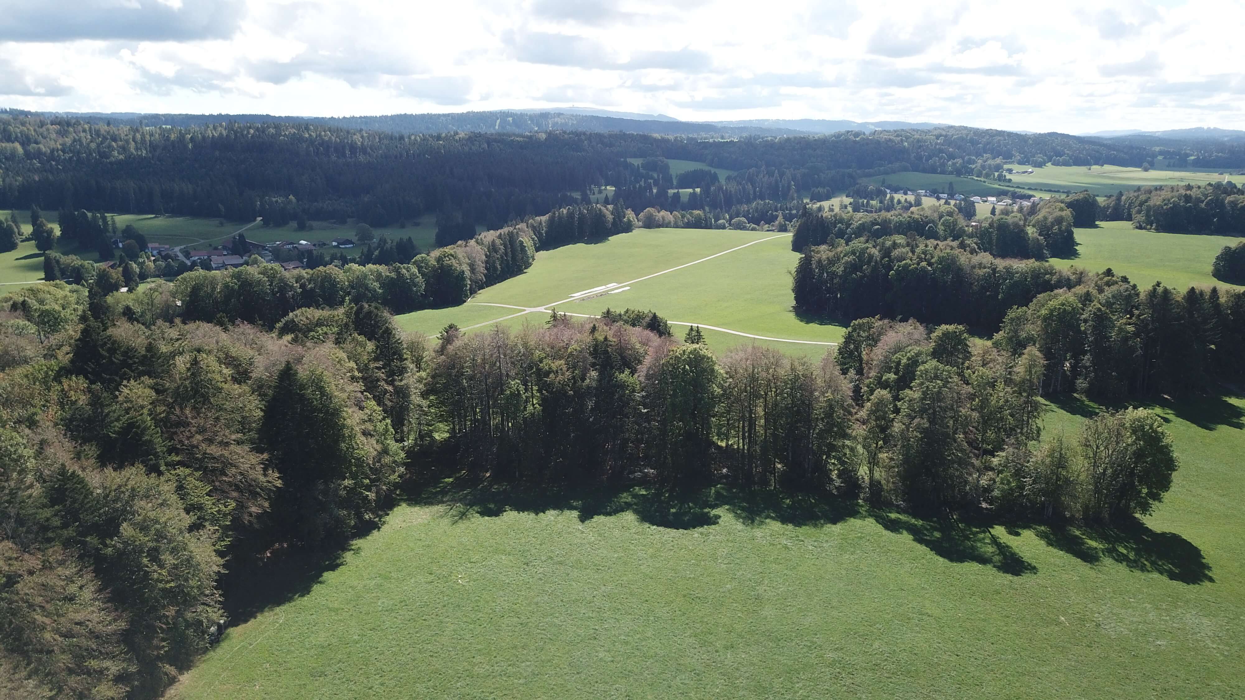 Vue aérienne de Lajoux