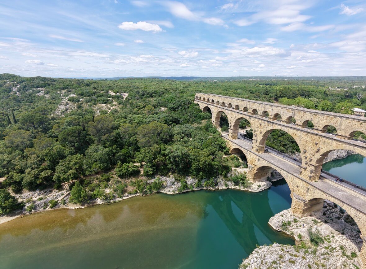 Vue aérienne de Pont Du Garde France 