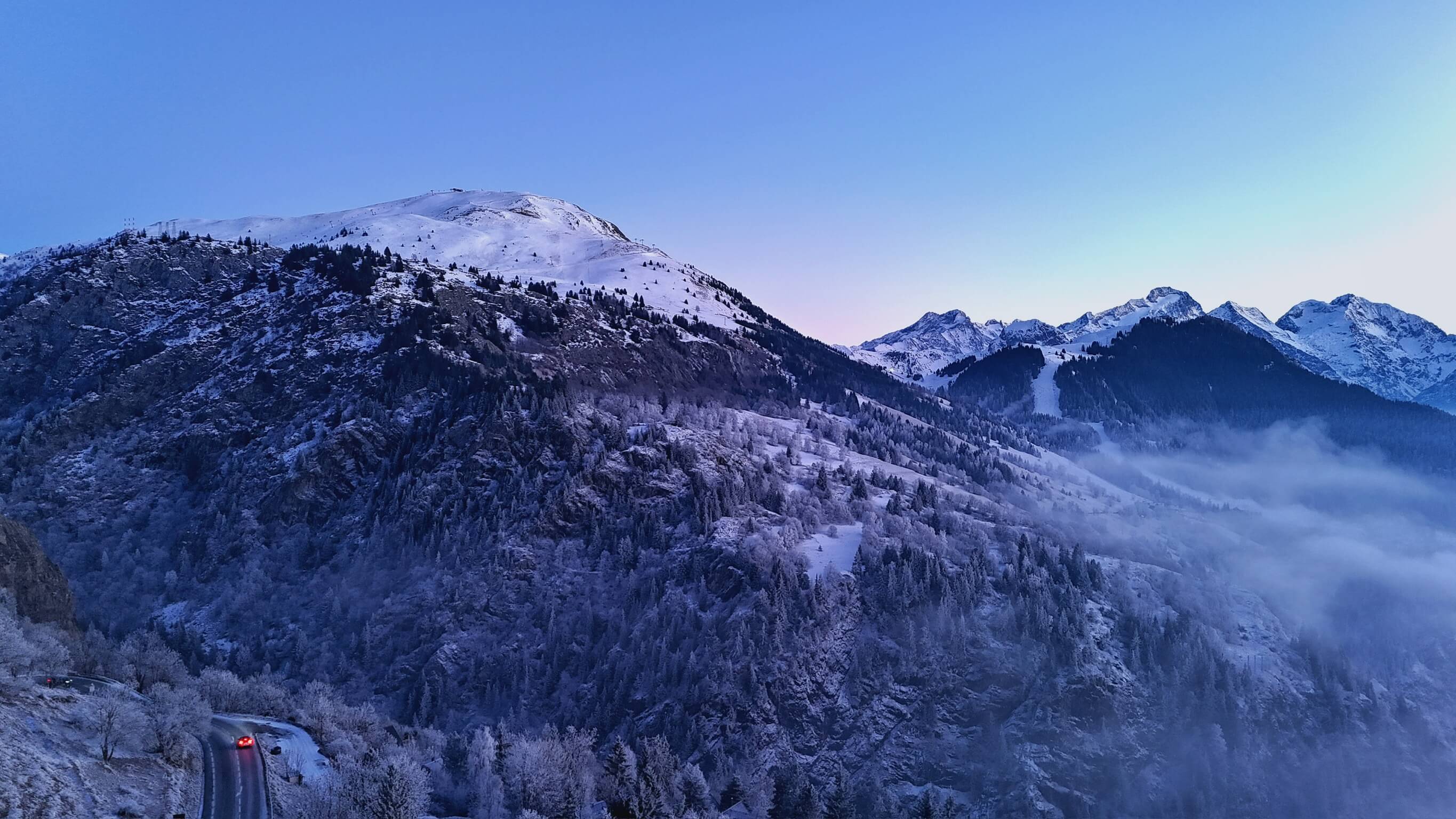 Vue aérienne de Alpes D’Huez